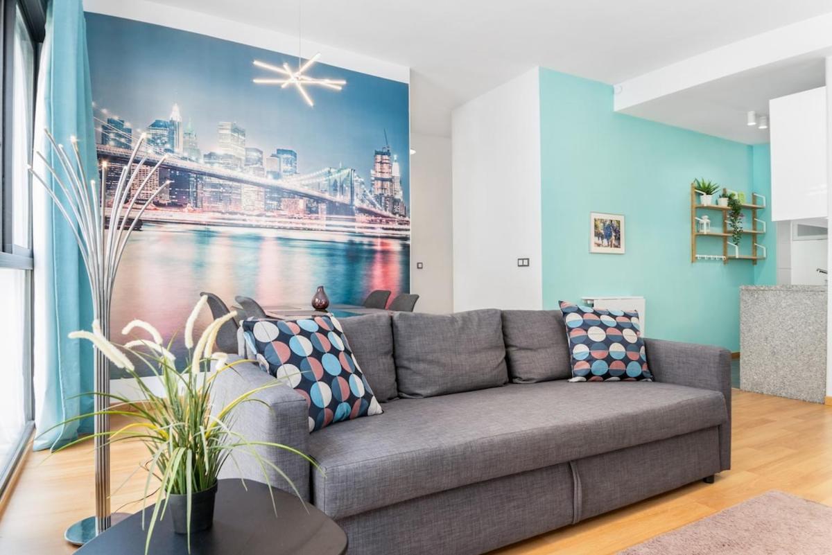 -Malagasunapts- Modern Citycentre Pool&Parking Dış mekan fotoğraf