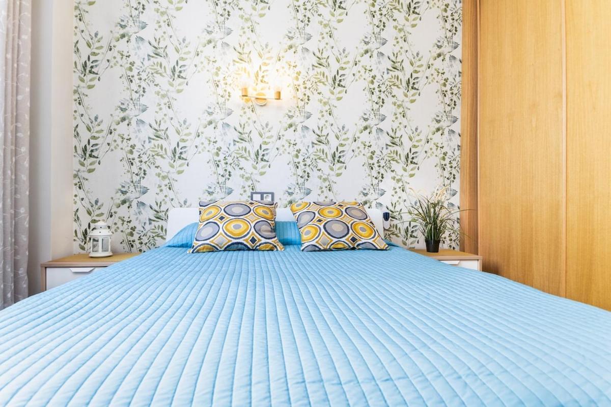 -Malagasunapts- Modern Citycentre Pool&Parking Dış mekan fotoğraf