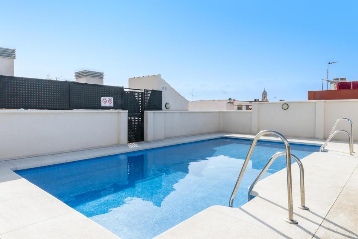 -Malagasunapts- Modern Citycentre Pool&Parking Dış mekan fotoğraf
